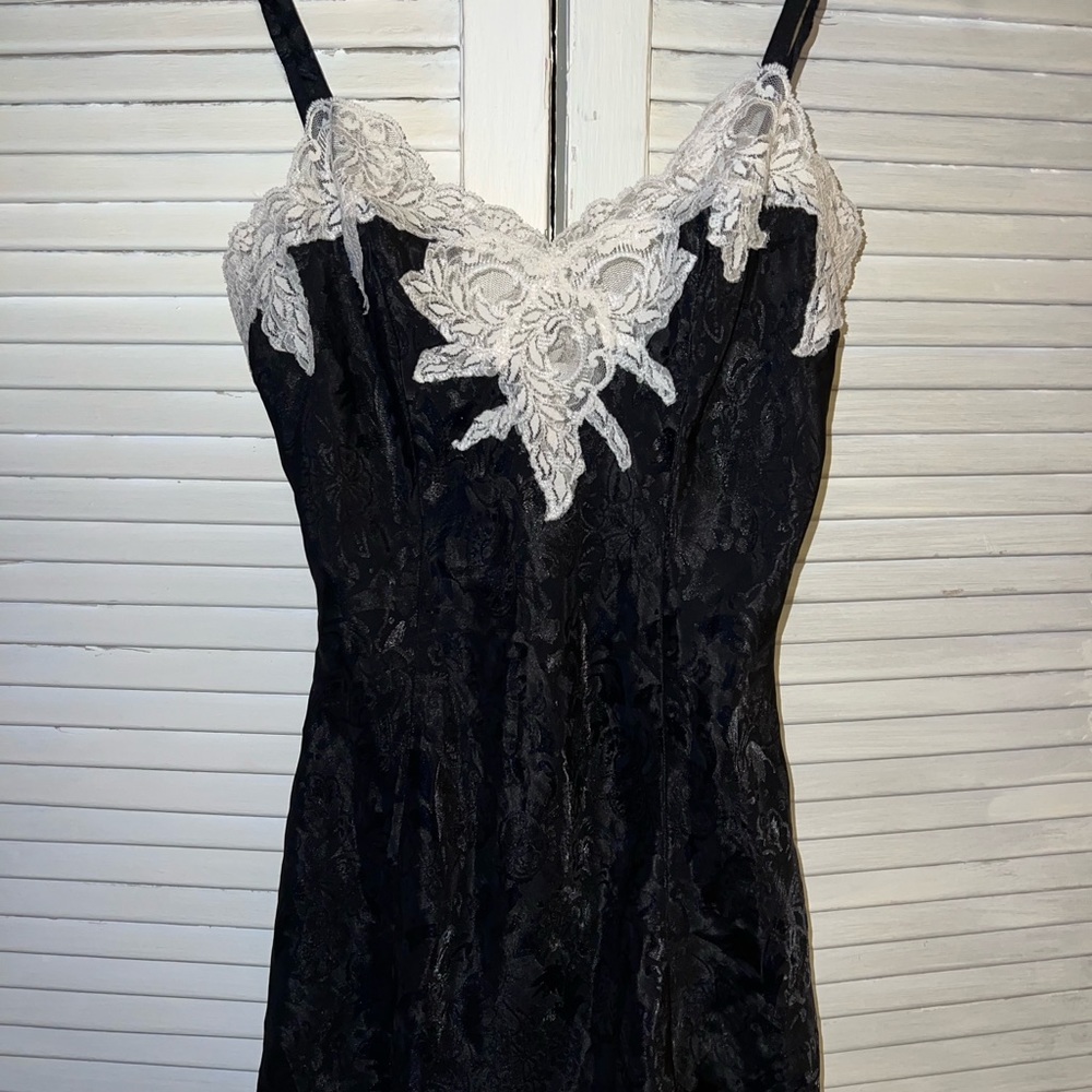 Victoria's Secret Gold Tag Black Satin & White Lace Vintage Slip Size P (Small)